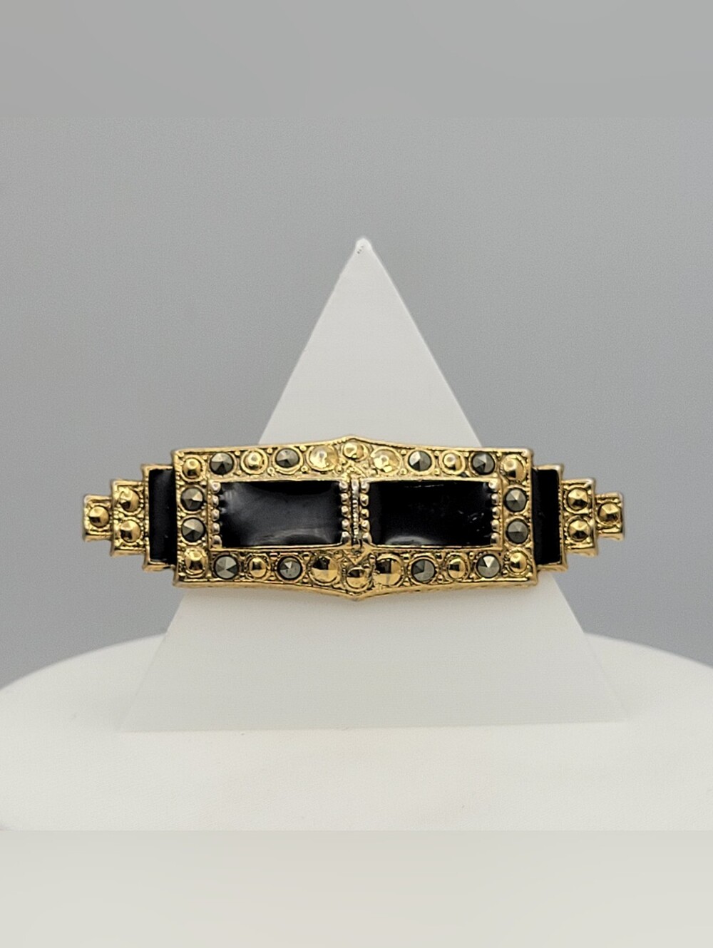Vintage-Inspired Black and Gold Bar Bracelet - Women Jewelry